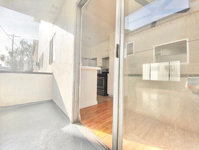 Building Photo - 5726 Camellia Ave