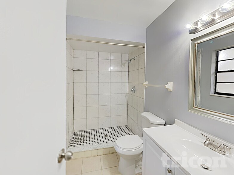 Building Photo - 6427 Undine Way