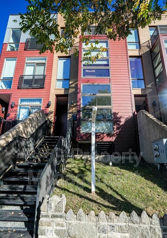 Building Photo - 3227 Sherman Ave NW