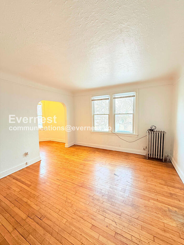 Building Photo - 12003 Prairie St