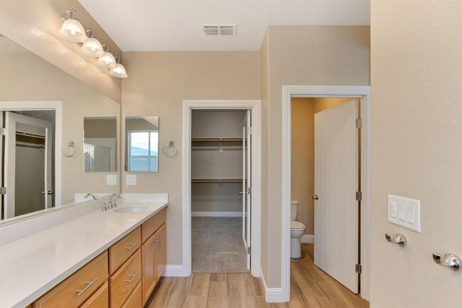 Building Photo - Beautiful Single Story Home in Rancho Cordova