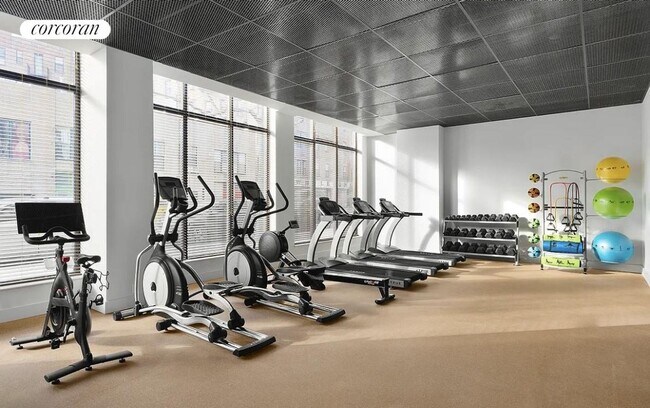 Building Photo - 111 Montgomery St