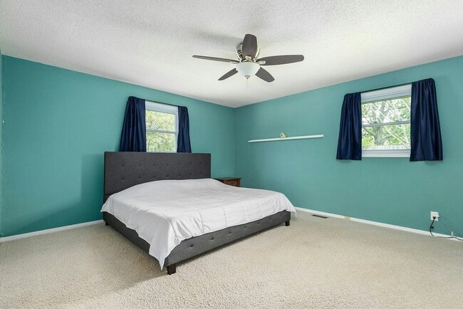 Building Photo - 4108 W Kings Row St