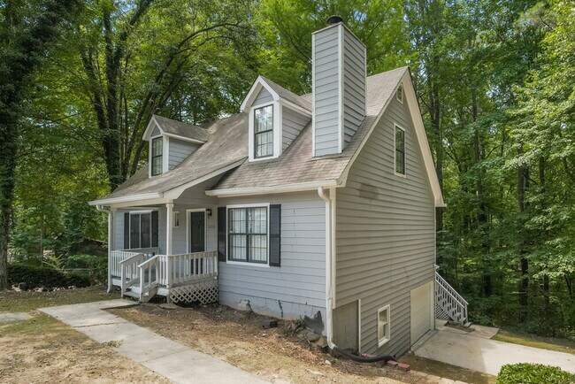 Building Photo - 3008 Cardinal Dr