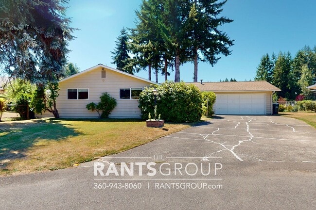 Building Photo - Recently updated 3-bed, 2-bath Rambler in Lacey!