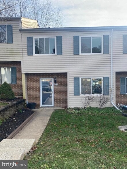 Building Photo - 4313 White Oak Ct