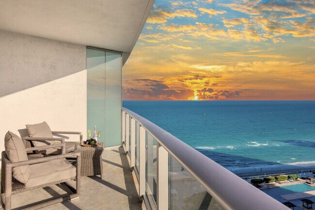 Building Photo - 4111 S Ocean Dr