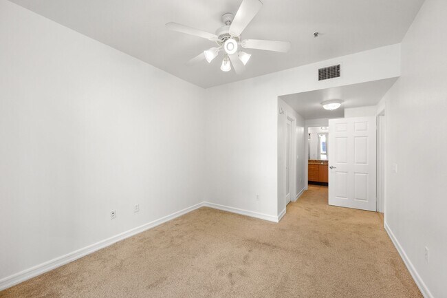 Building Photo - East Village 2 Bedroom at Union Square! 2 Parking Spaces!