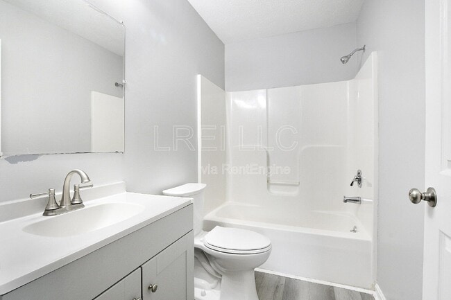 Building Photo - 304 Keeneland Dr