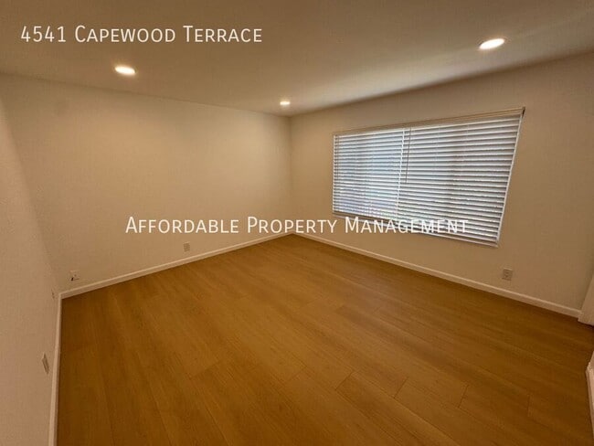 Building Photo - 4541 Capewood Terrace