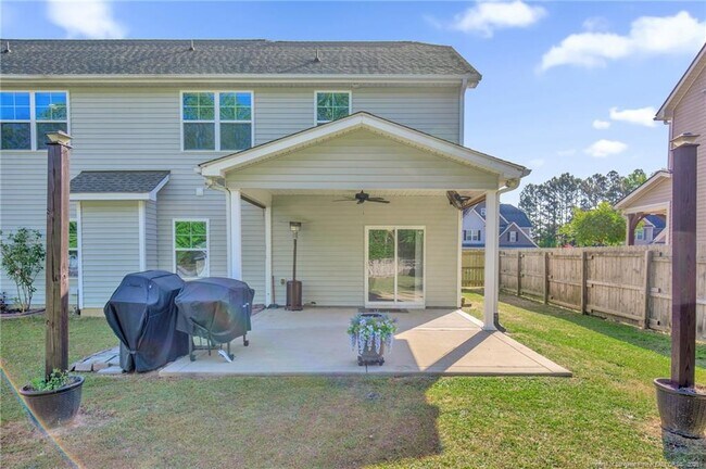 Building Photo - 132 Shellbark Dr