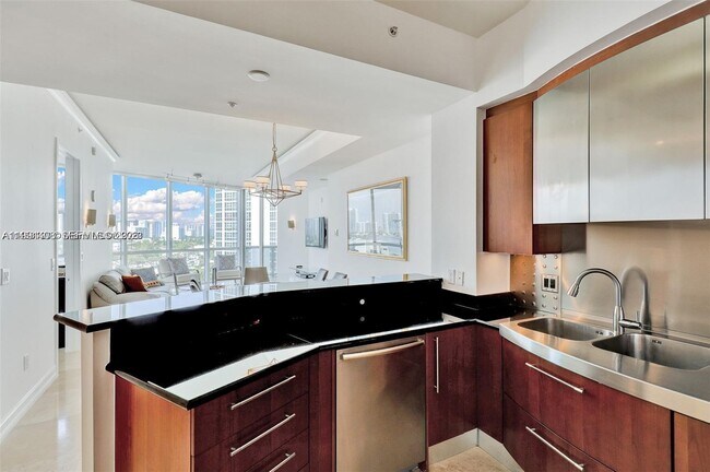 Building Photo - 18101 Collins Ave