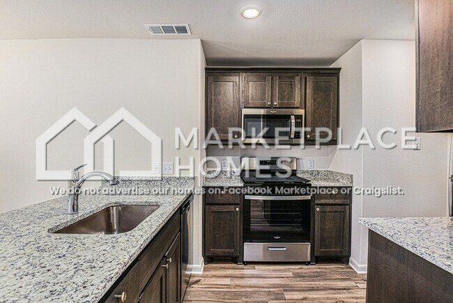 Building Photo - 10828 Gray Mare Dr