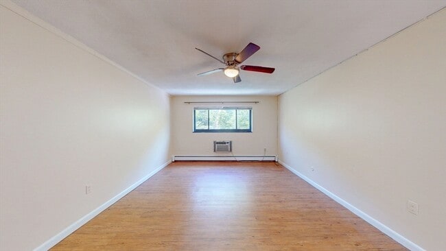 Building Photo - 15 Walbridge St