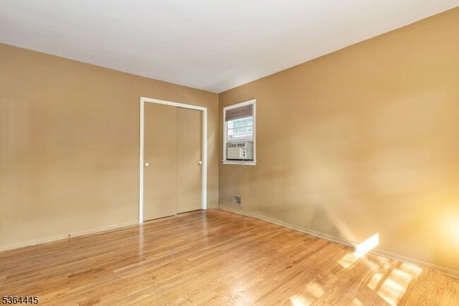 Building Photo - 107 Severin Ct