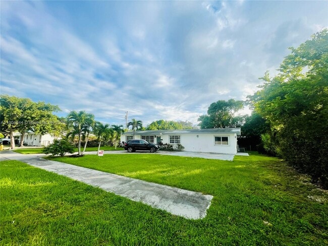 Building Photo - 20560 SW 113th Rd