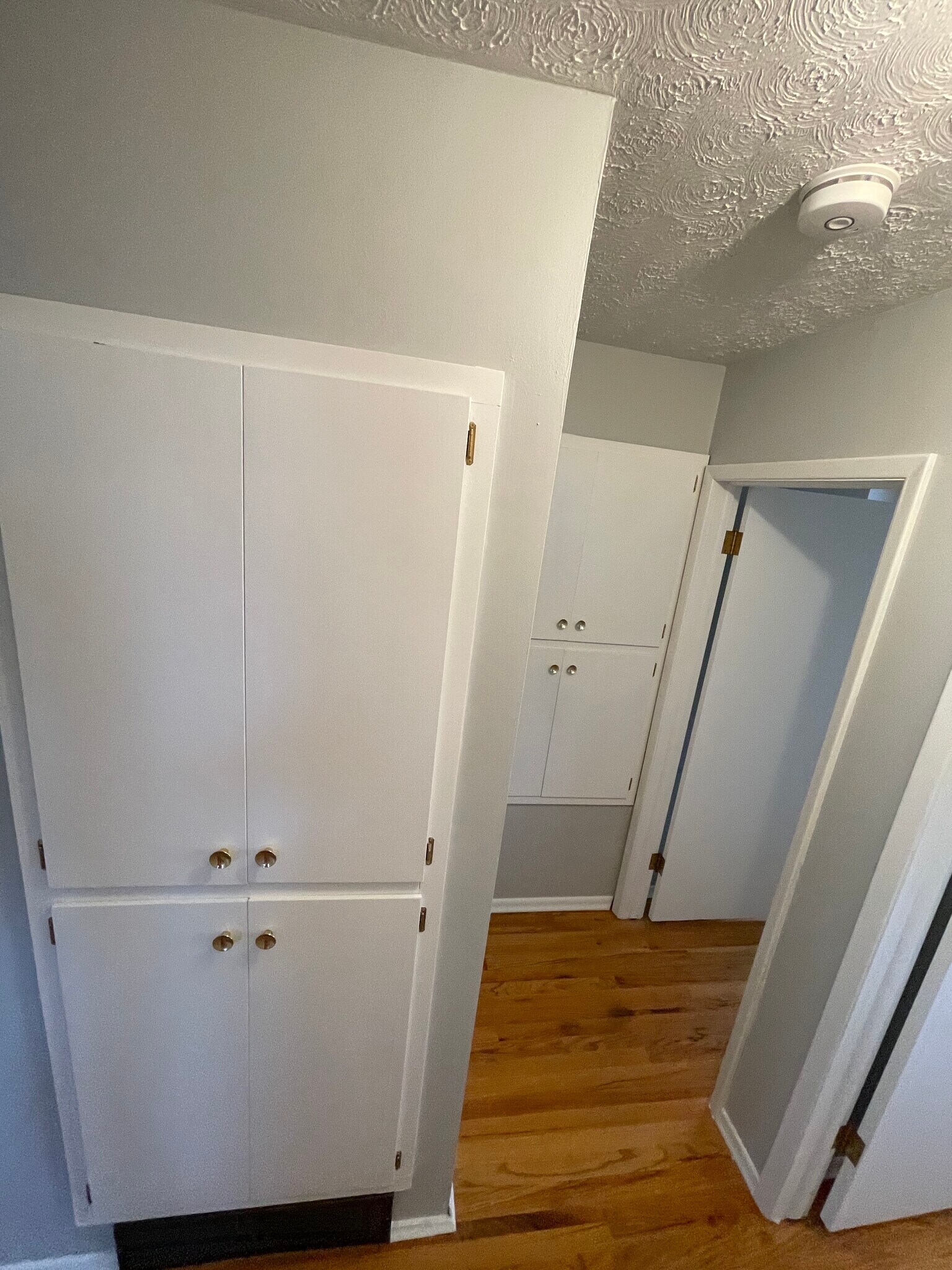 Hallway Storage - 3011 N Stout Rd