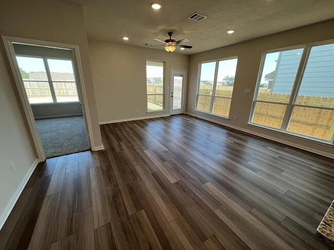 Building Photo - 15305 Still Water Mdw Lp