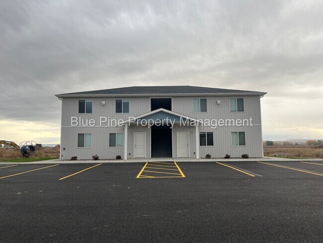Primary Photo - 6322 N Freedom Rd