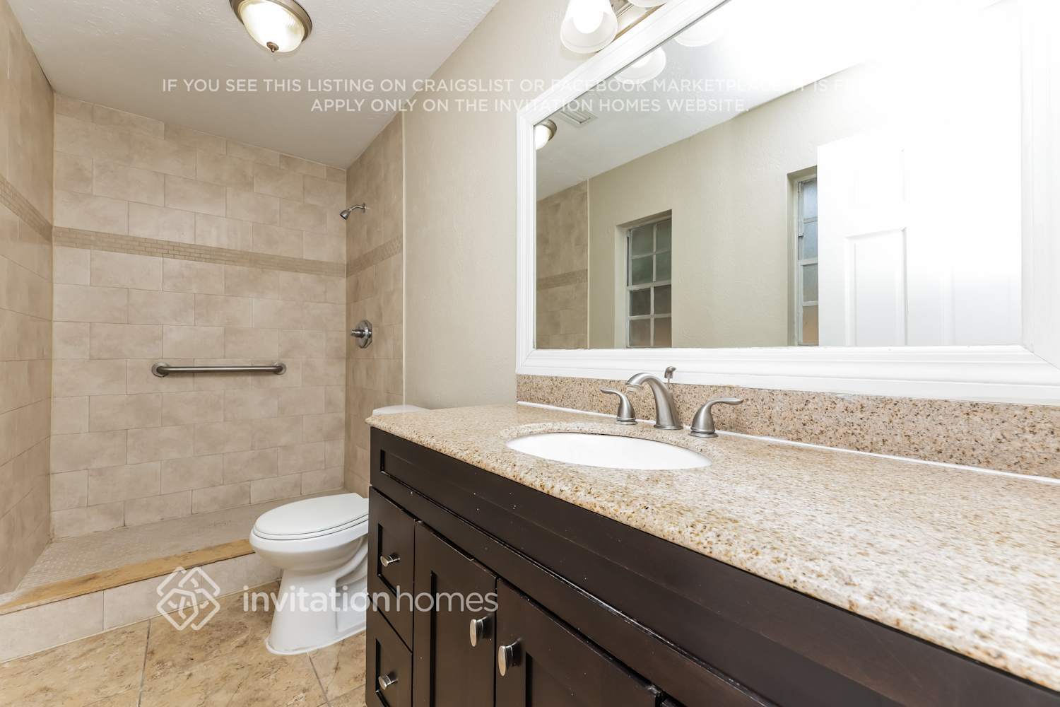 Building Photo - 5208 Cumberland Dr