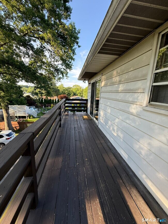 Building Photo - 463 Pierpont Rd