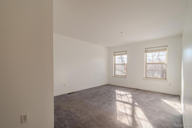 Building Photo - 39696 Rockcrest Ln
