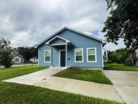 Building Photo - 1408 N De Leon St