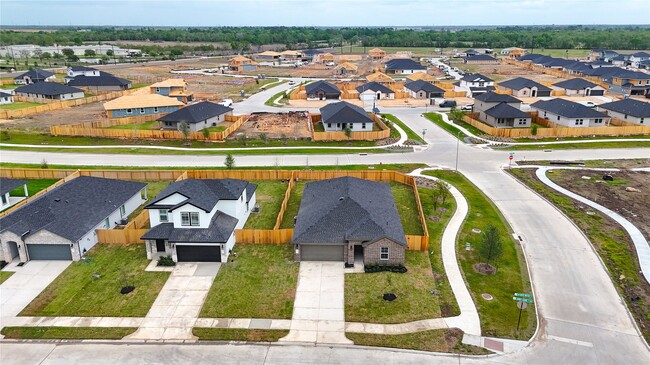 Building Photo - 9047 Rose Water Trl