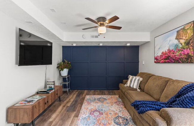 Building Photo - 1593 Mill Acres Dr SW