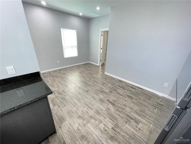 Building Photo - 9 Quitaca Dr