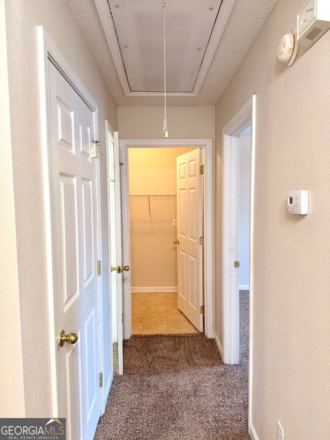 Building Photo - 412 Lawnwood Ct