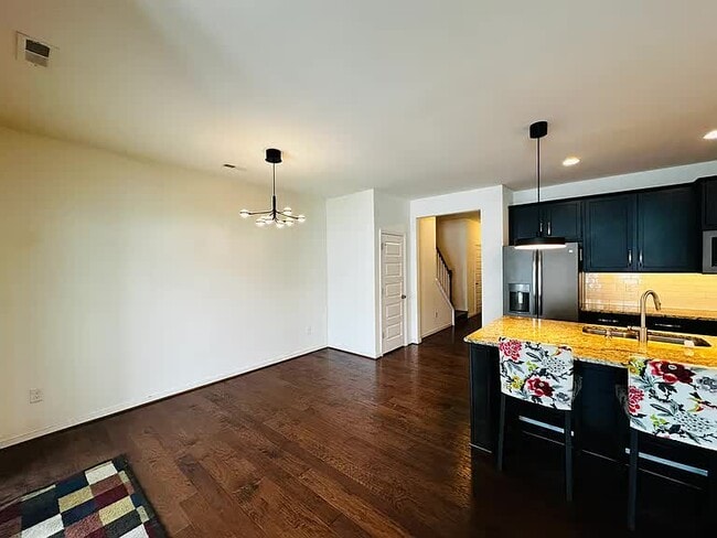 Building Photo - 5604 Benoni Ct