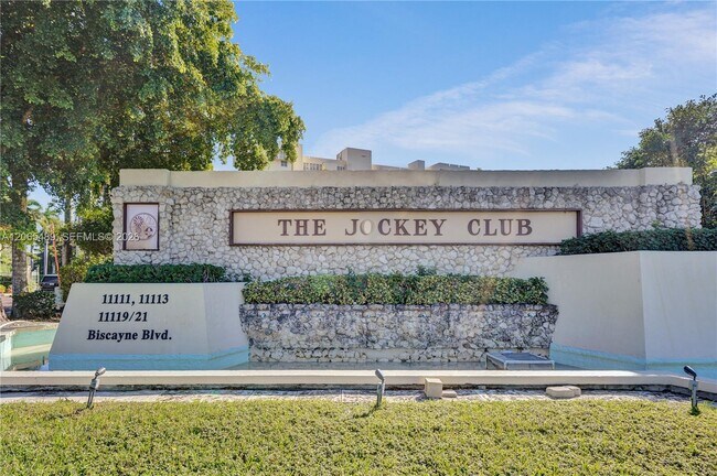 Building Photo - 11111 Biscayne Blvd
