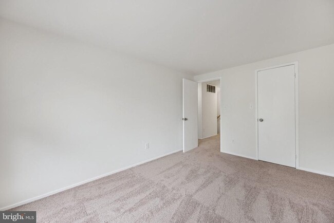 Building Photo - 9287 Chadburn Pl