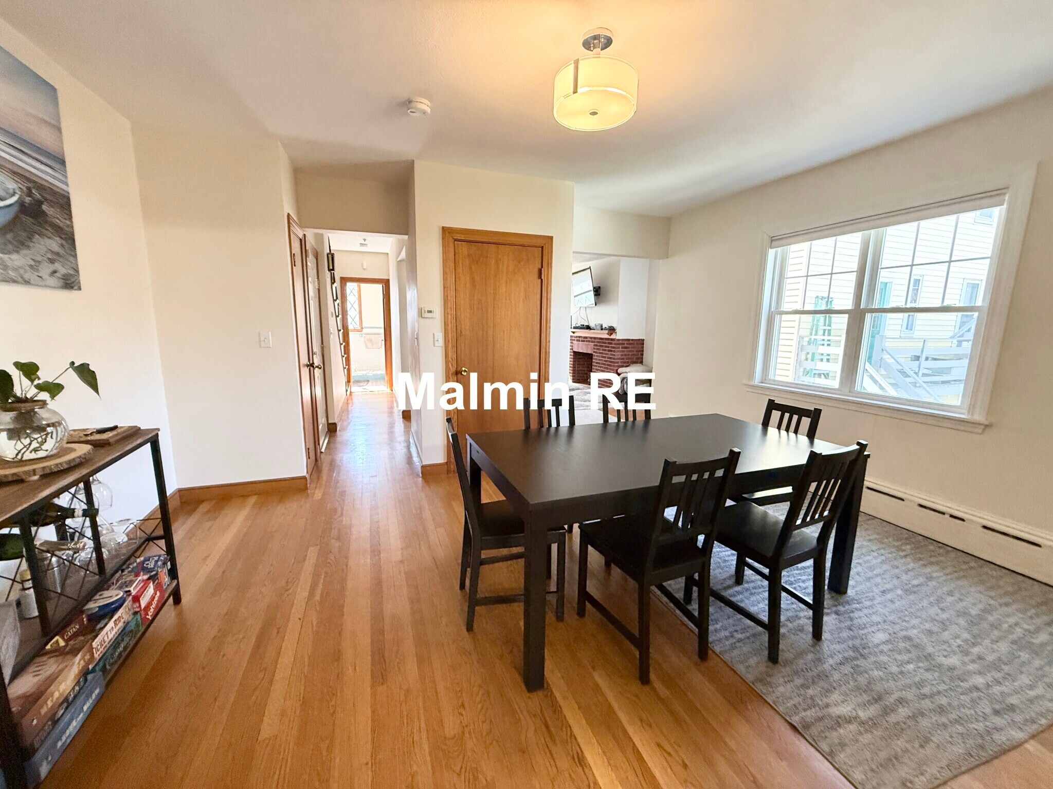 Building Photo - 920 E 4th St