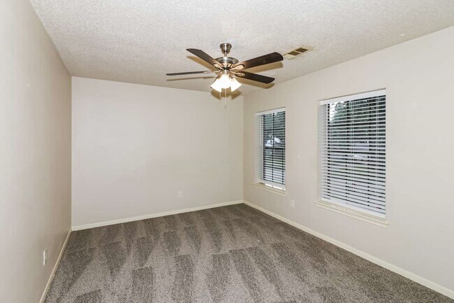 Building Photo - 22947 Benbury Dr