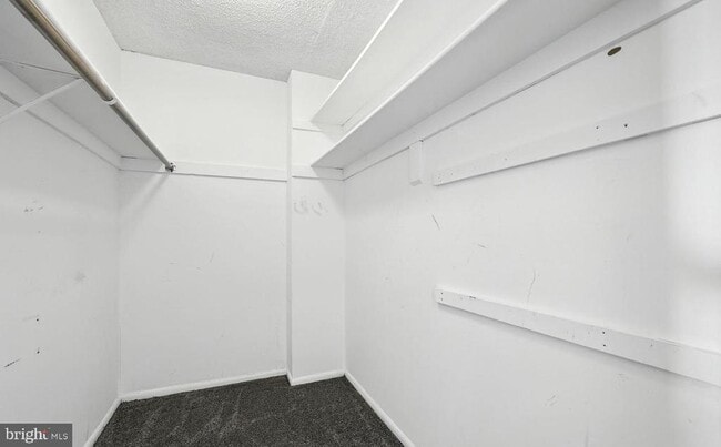 Building Photo - 2059 Huntington Ave