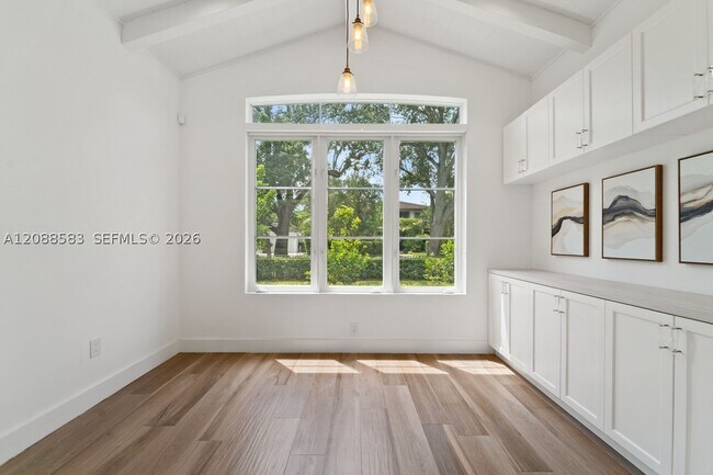 Building Photo - 5851 SW 77th Terrace