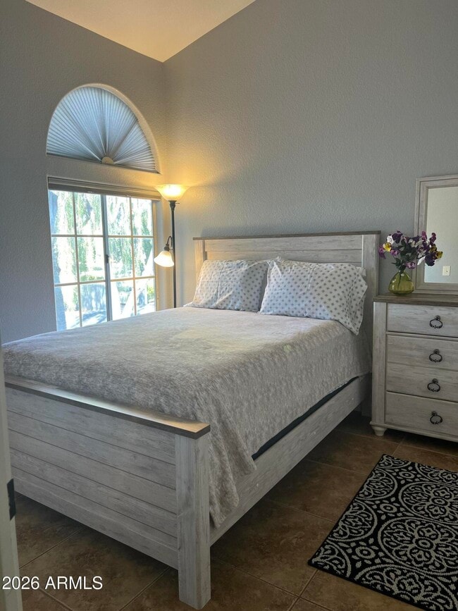 Building Photo - 255 S Kyrene Rd