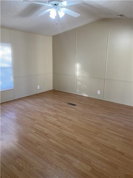 Building Photo - 435 Pine Ridge Rd