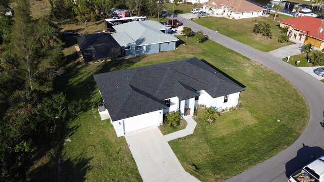 Building Photo - 10625 Ayear Rd