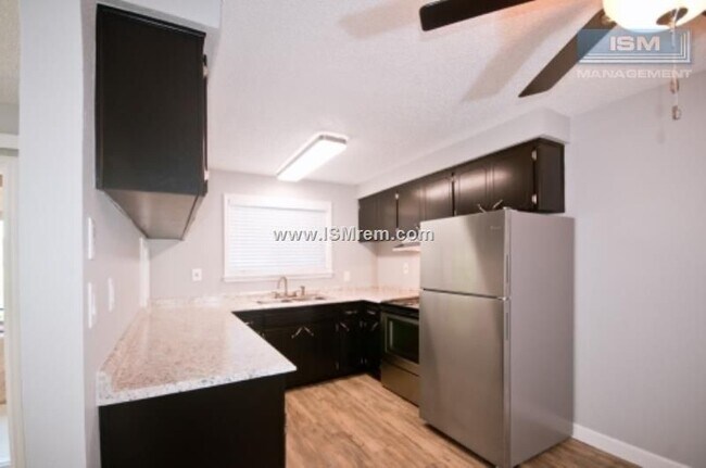 Interior Photo - Riverview Condominiums