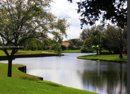 Building Photo - 1709 Whitehall Dr