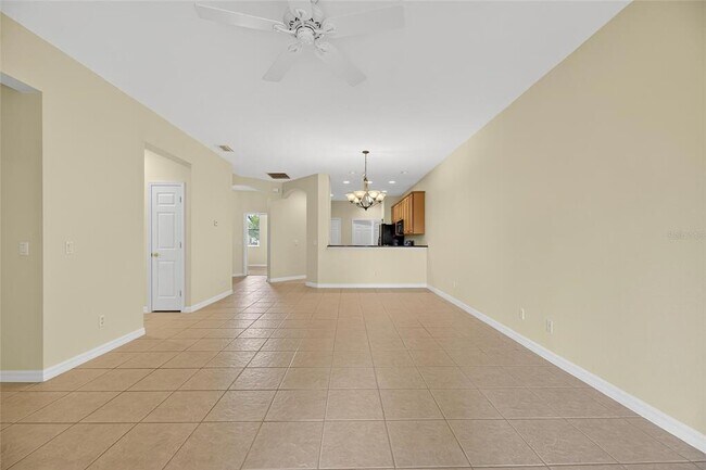 Building Photo - 5845 Sunset Falls Dr