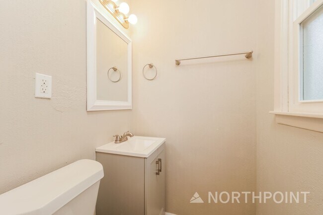 Building Photo - 3 BR/1.5BA | Newly Renovated Single Family Home | 2- Car Covered Parking | Gated backyard