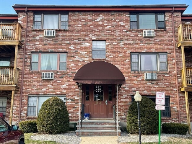 Building Photo - 1 Mayberry Dr