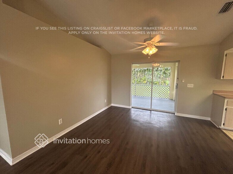 Building Photo - 5244 SW 19th Pl