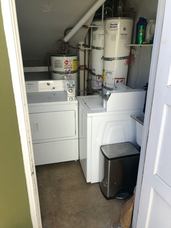 Building Photo - 1033 Pearl St