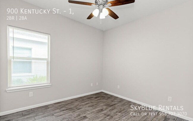 Building Photo - 900 N Kentucky St