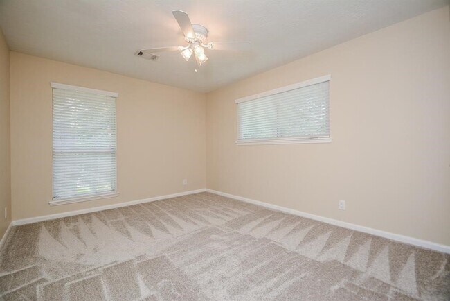 Building Photo - 6702 Moccasin Bend Dr